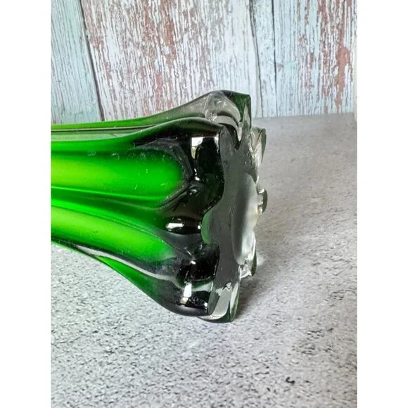 Jack-In-The-Pulpit Hand-Blown Art Glass Vase Green & White Ombre w/Purple Rim 12 - Picture 4 of 12